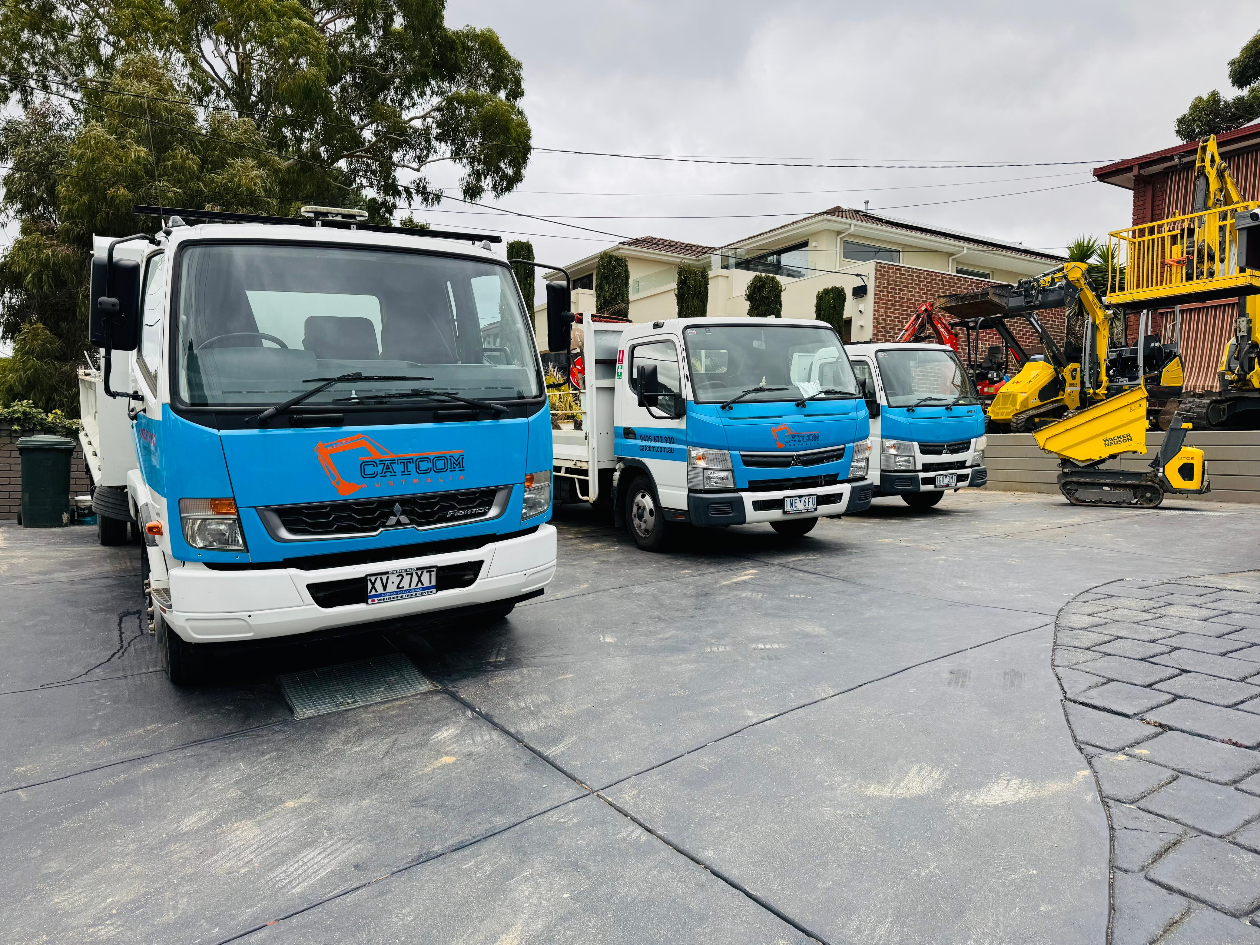 TIPPER TRUCK FOR HIRE WITH DRIVER.